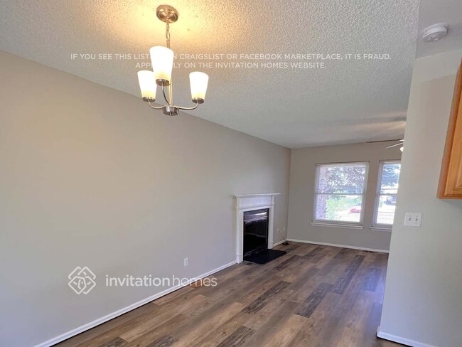 Building Photo - 16522 E Princeton Pl
