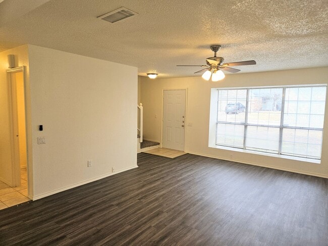 Building Photo - Nice 2 Story 4 Bedroom Home in Keller ISD