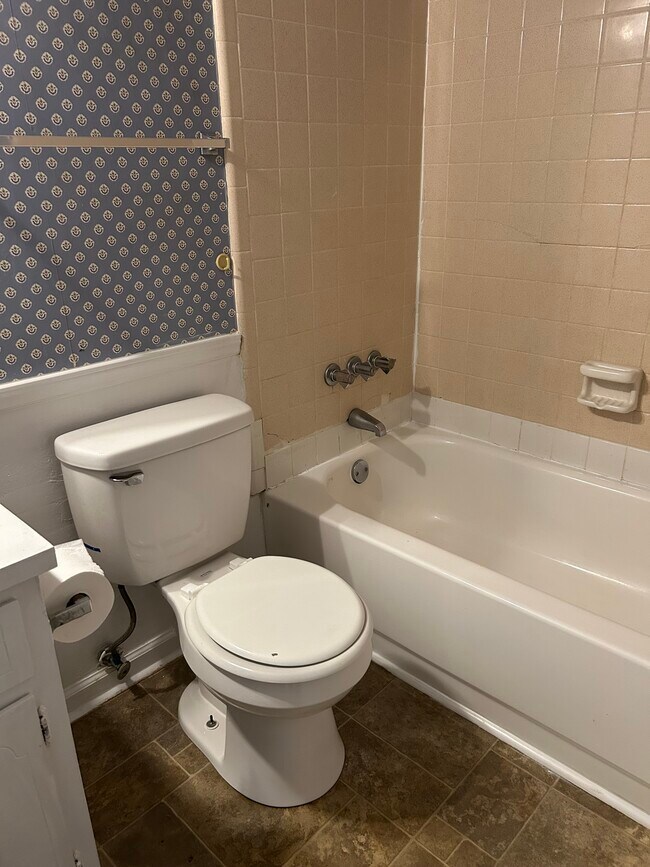 Foto del edificio - 2945 Rollingwood Dr