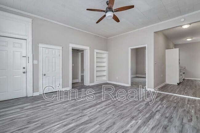 Foto del edificio - 301 Cedar St