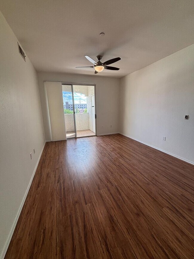 Foto del edificio - 3302 N 7th St