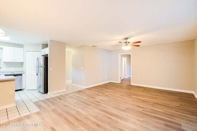 Foto del edificio - 6005 Keystone Ave