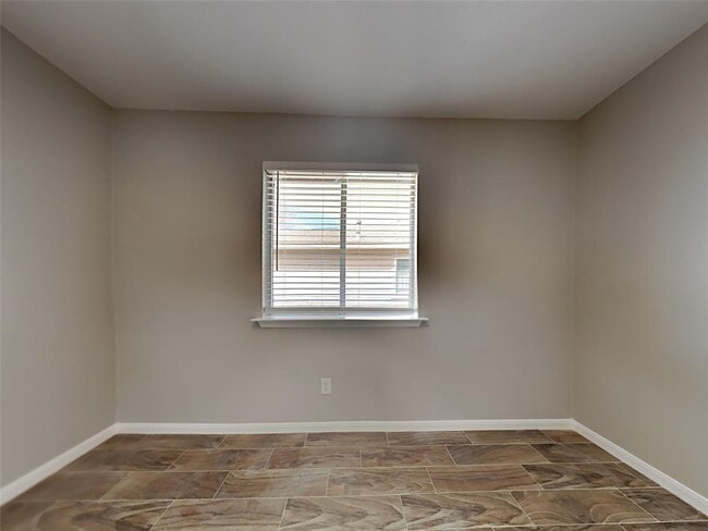 Building Photo - 9606 Park Heath Ln