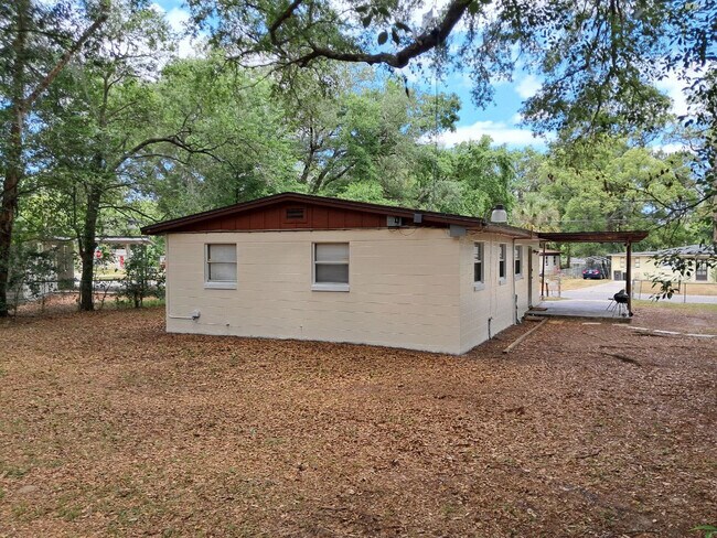 Foto del edificio - 6986 Goldilocks Ln