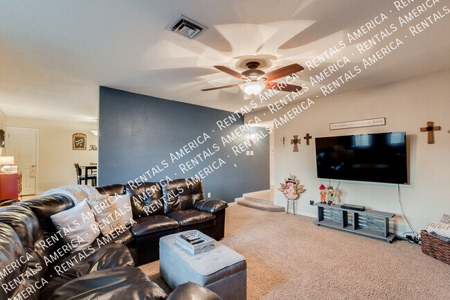 Building Photo - Coming Soon! 4/2 bath Home in Tempe