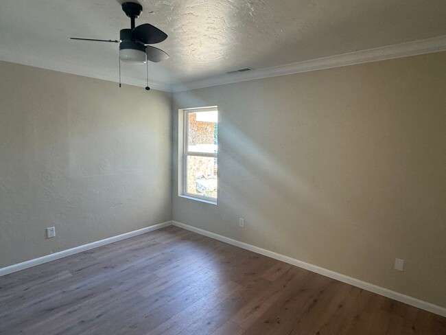 Building Photo - 4700 3rd St