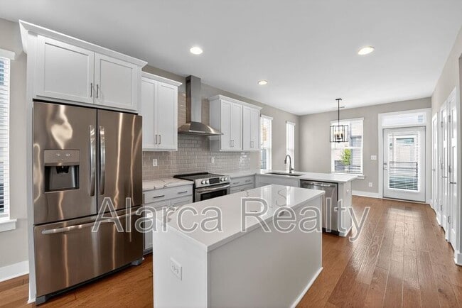 Building Photo - 2123 Bryant Park Dr