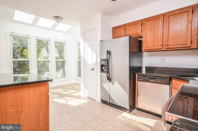 Building Photo - 62 Drumcastle Ct