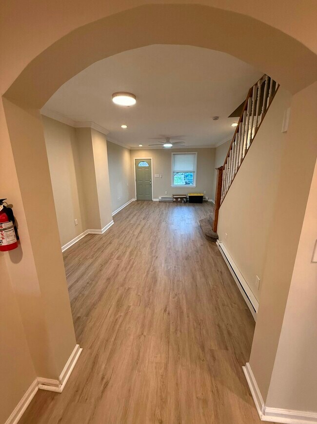 Foto del edificio - 419 E Frankford St