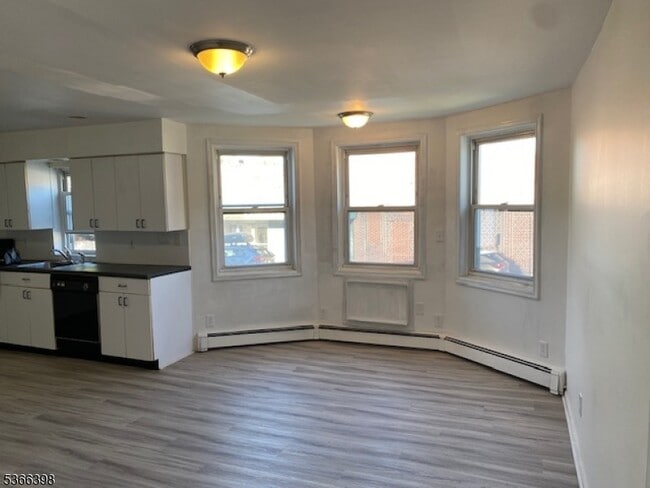 Foto del edificio - 72 Union Ave