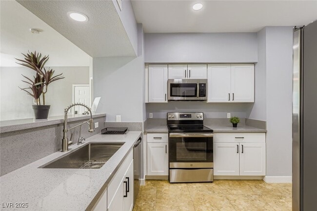 Building Photo - 45 Maleena Mesa St