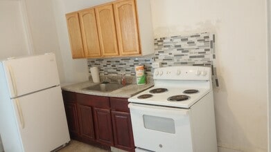 21xx Gould St