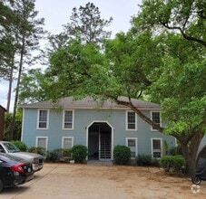 Building Photo - 2061 Rickards Rd