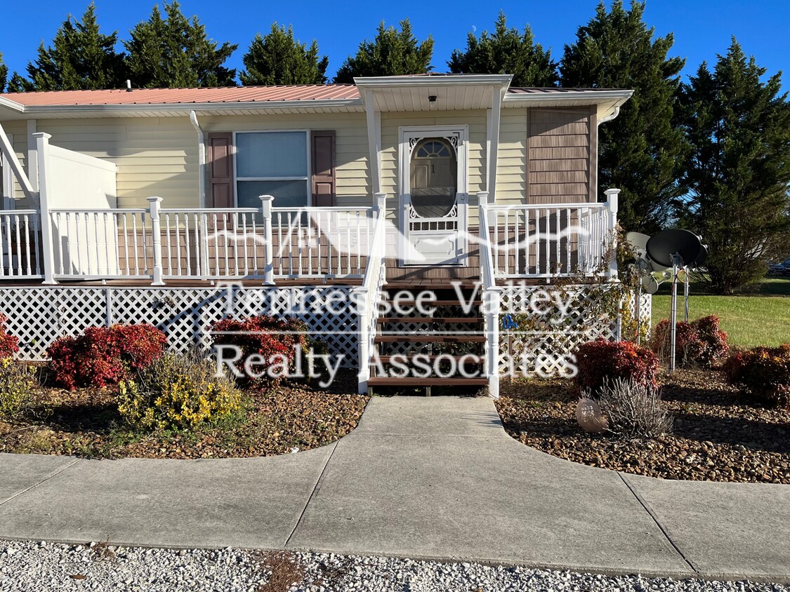 Primary Photo - Cozy and Open Two Bedroom, Two Bathroom in...