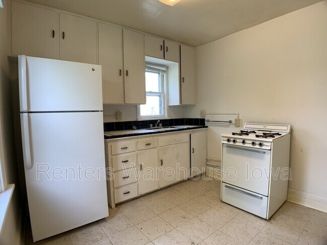 Foto del edificio - 2640 Cottage Grove Ave