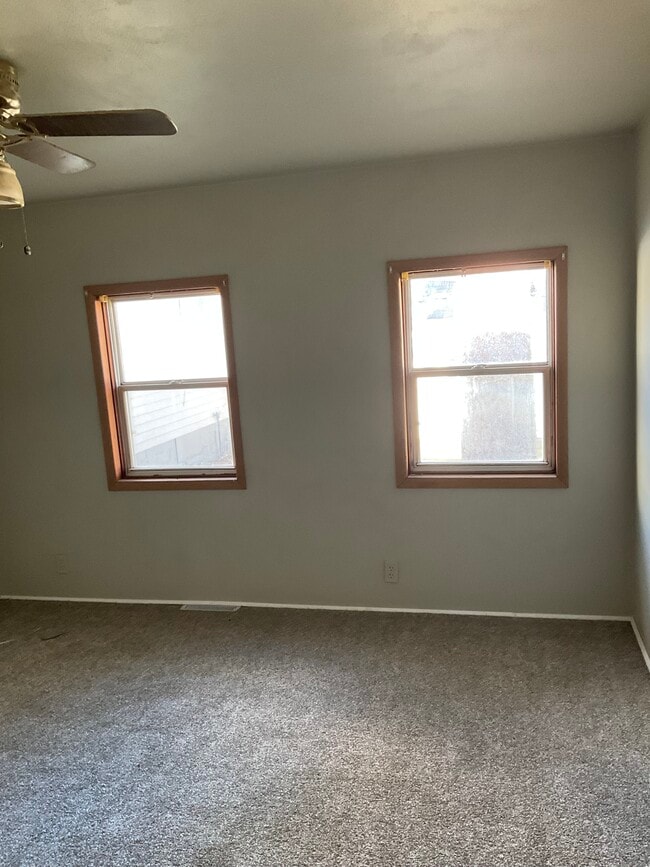 Foto del edificio - 407 N Vine Ave