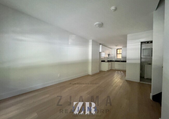 Foto del edificio - 152 Parkside Ave