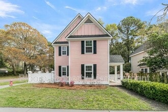 Building Photo - 974 Governors Rd