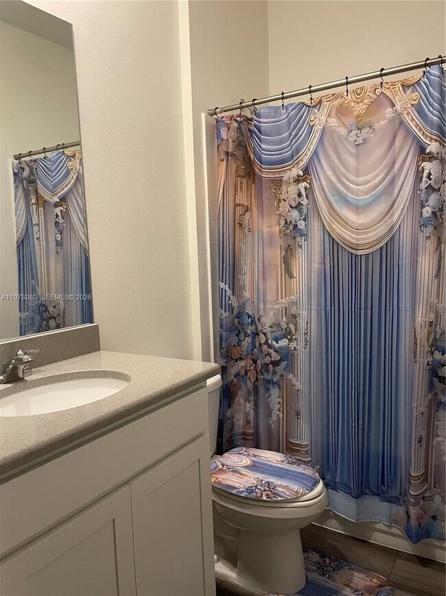 Foto del edificio - 6157 NW Gatun Dr