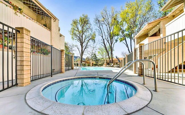 Building Photo - 28915 Thousand Oaks Blvd