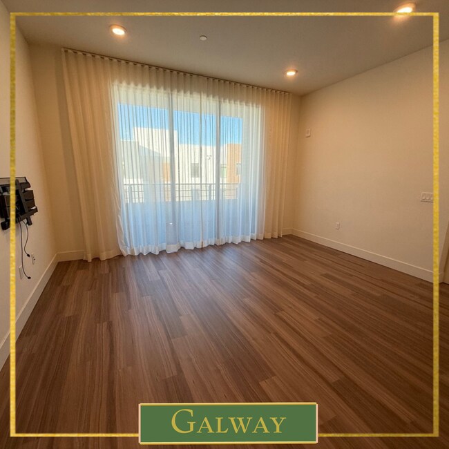 Foto del edificio - 3578 Rambla Pl