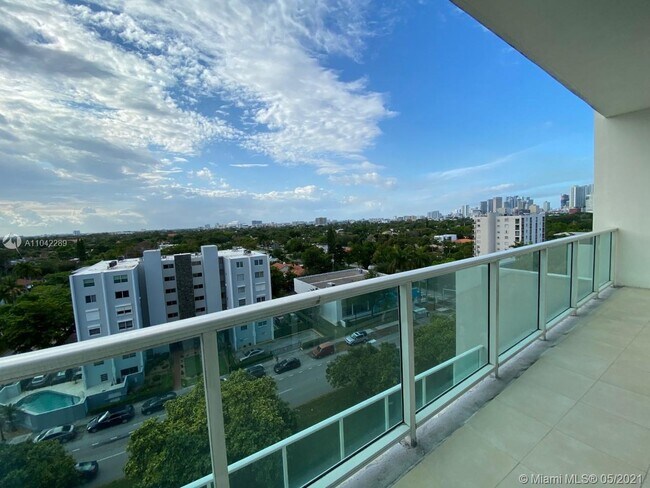 Foto del edificio - 2525 SW 3rd Ave