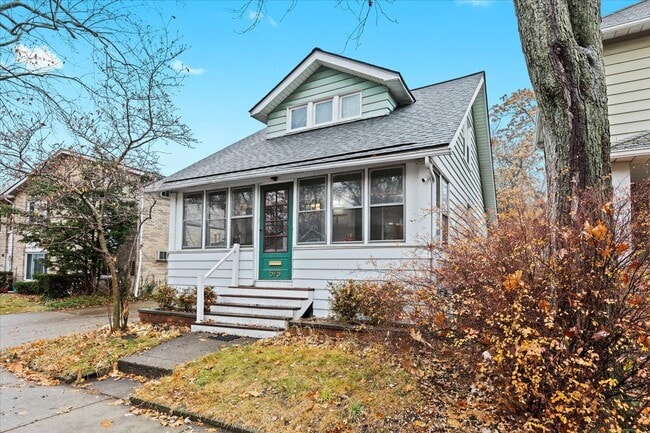 Foto del edificio - 575 E Lewiston Ave