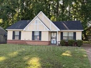 Building Photo - 3834 Windermere Rd