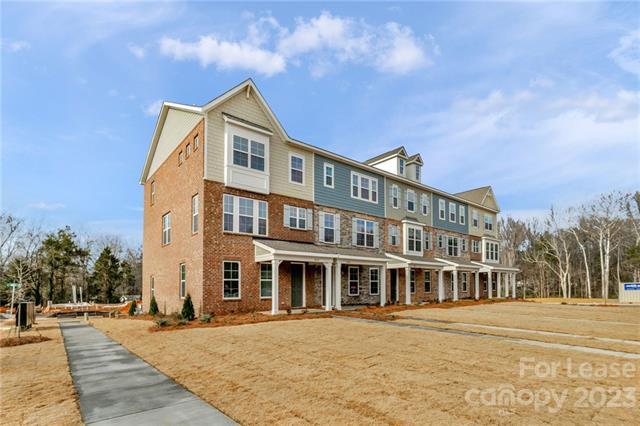 Building Photo - 10105 Hemingway Pl
