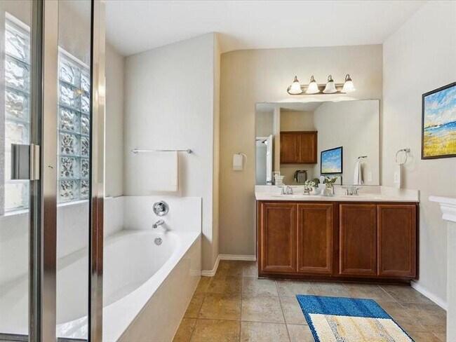 Building Photo - 8721 Blackvireo Dr