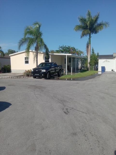 Foto principal - 19800 SW 180th Ave