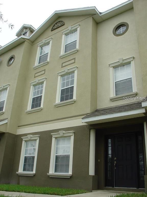 Photo - "Spacious 4-Bed, 3 1/2-Bath Townhouse Retreat at 10144 Arbor Run Drive, Tampa - 2400 Sq Ft of Comfor