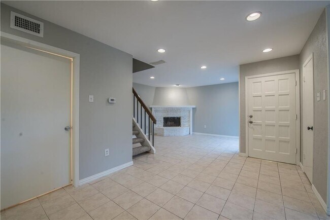 Foto del edificio - 5626 Preston Oaks Rd