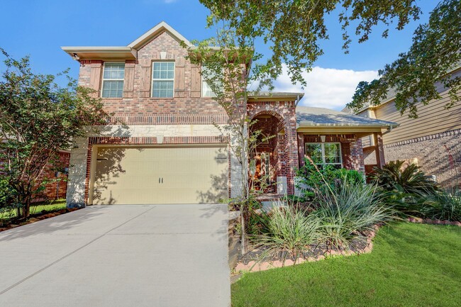 Building Photo - Exquisite 4-bedroom, 3.5-bathroom home in ...