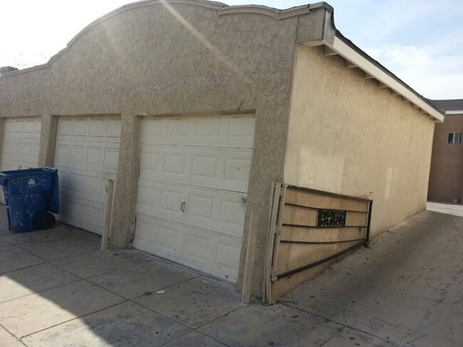  - 2156 City View Ave