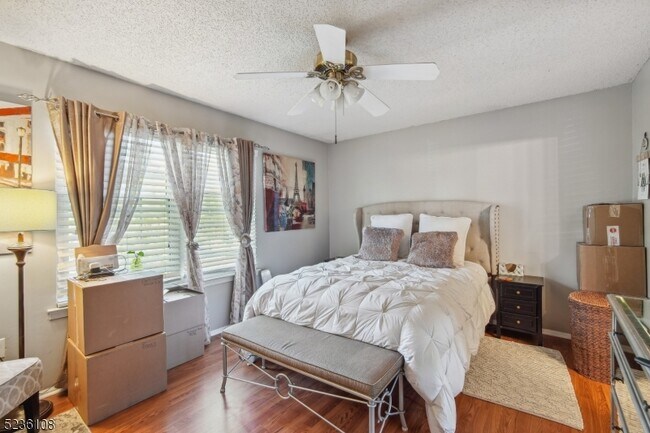 Building Photo - 308 Penns Way