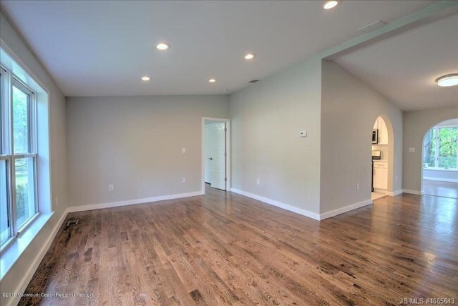 Foto del edificio - 1501 Manchester St