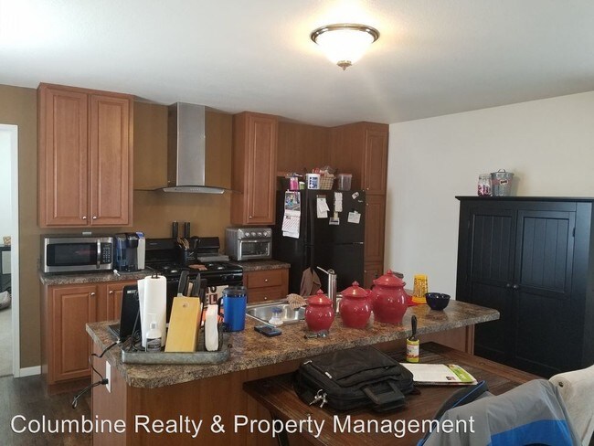 Building Photo - 3 br, 2 bath House - 1335 13 Rd