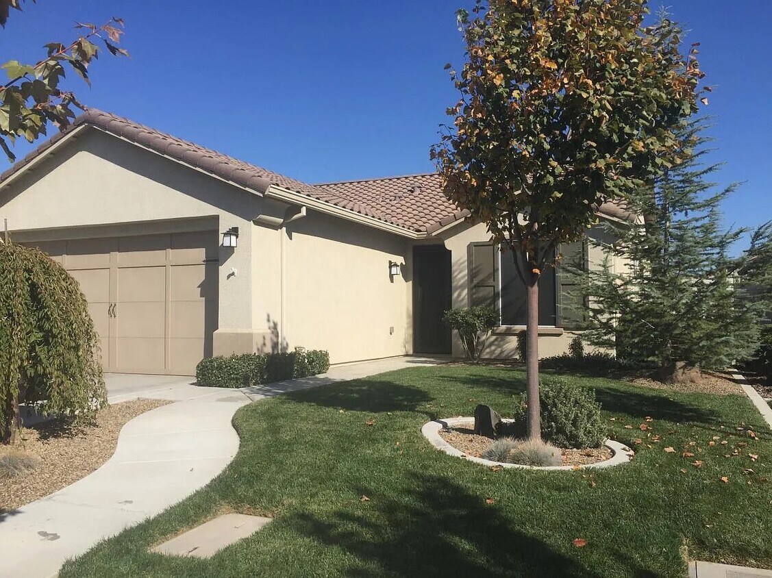 2648 Cherry Grove Ave, Manteca, CA 95336 House Rental in Manteca, CA