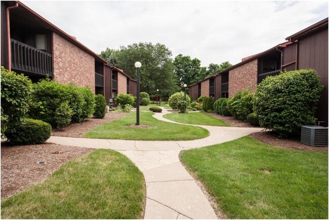Building Photo - 7459 Quail Hollow St NW