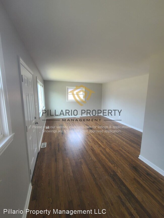 Building Photo - 3 br, 1 bath House - 1819 S Drexel Ave.