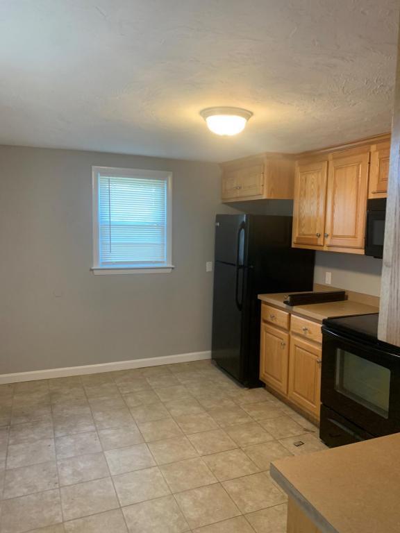 Foto del edificio - 74 Cottage St