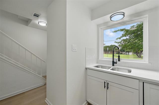 Foto del edificio - 818 Wildwood Ln