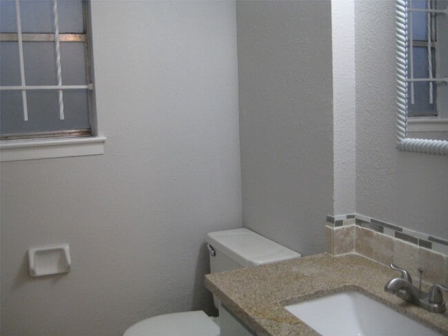 Foto del edificio - 6601 Nielan