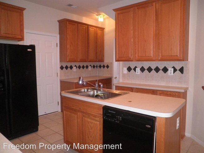 Building Photo - 3 br, 2.5 bath House - 9556 Walker Way