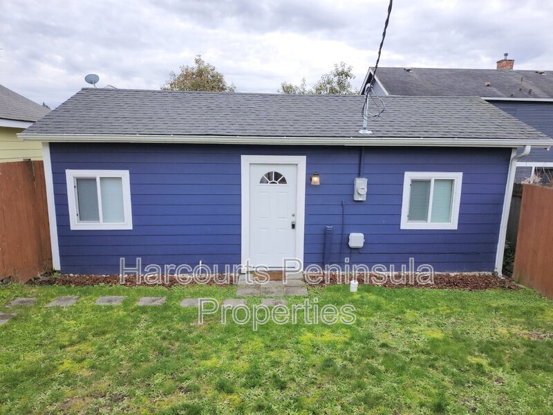 Primary Photo - 2123 8th St