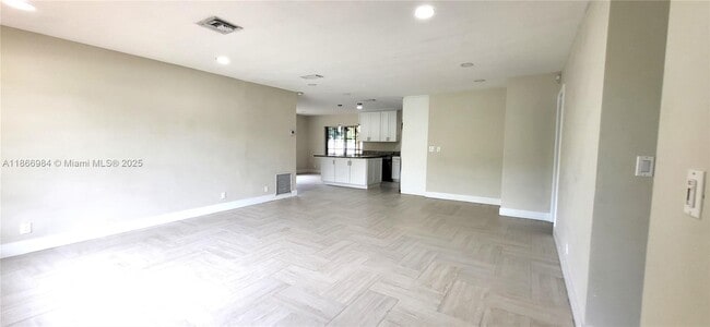 Foto del edificio - 1444 SW 32nd Ct