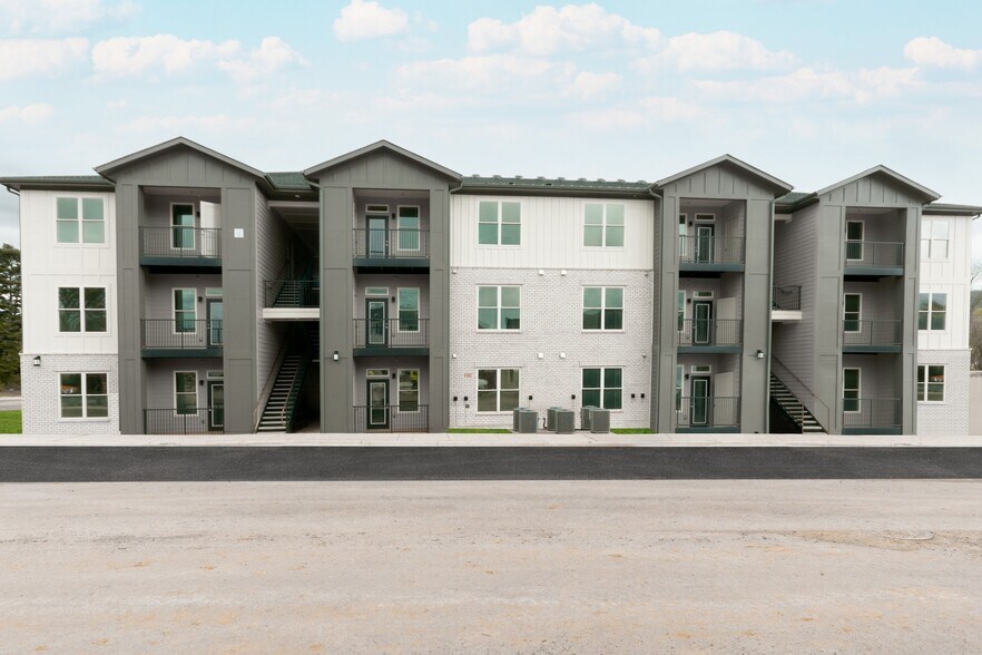 The Views at Chase Creek