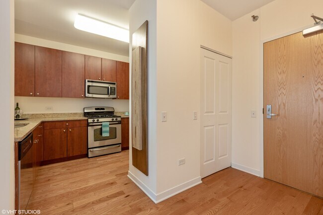 Foto del edificio - 757 N Orleans St