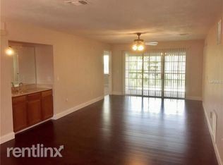 Building Photo - 3208 Clubside Dr